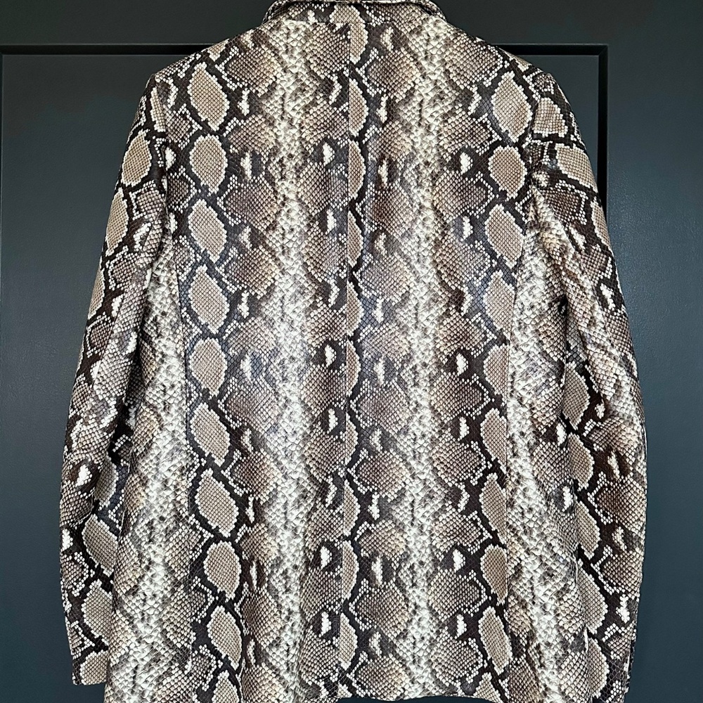 🔥 NWT The Kooples Leather Snakeskin-Effect Blazer | 100% Calfskin | RARE $1115 - Picture 9 of 13